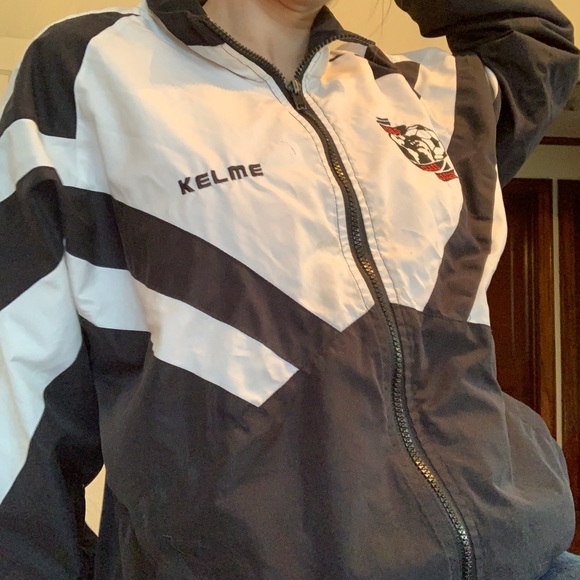 90s Kelme windbreaker - Picture 2 of 3